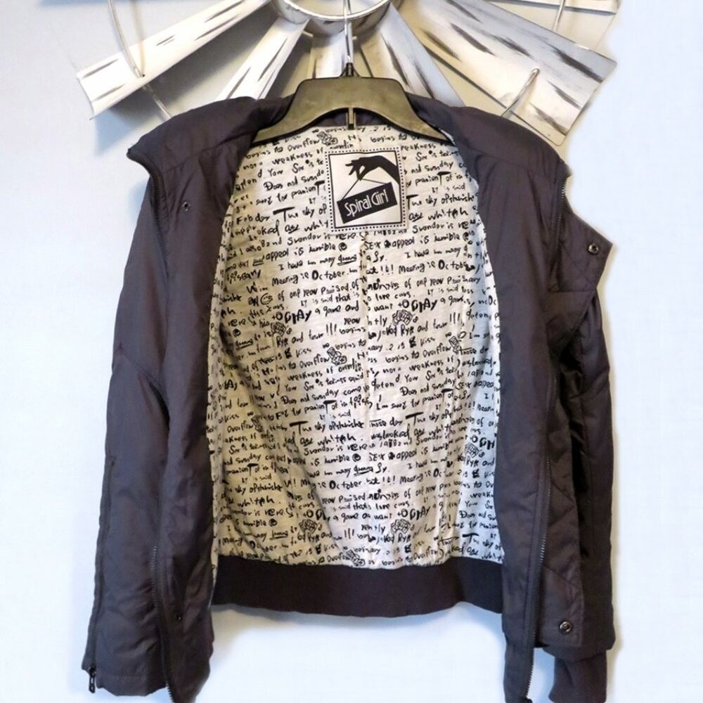 Spiral‎ Girl Rare Find Women's Moto Puffer Jacket Size Small